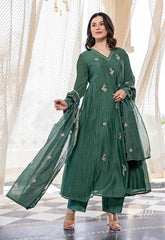 KLOSIA Women Embroidery Solid Anarkali Kurta and Pant Set with Dupatta (Green)
